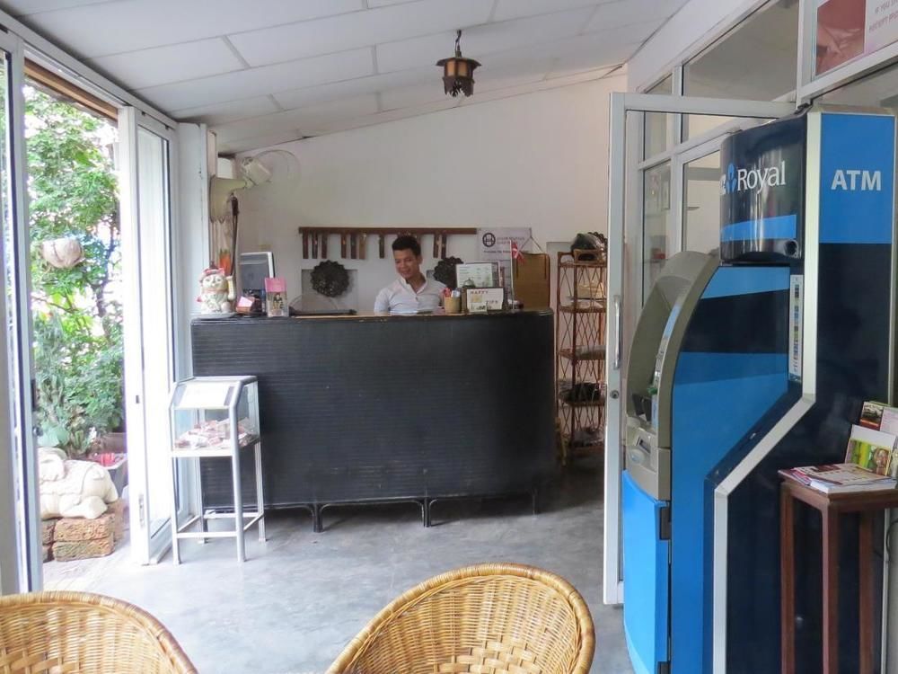 Goldie Guesthouse Phnom Penh Esterno foto
