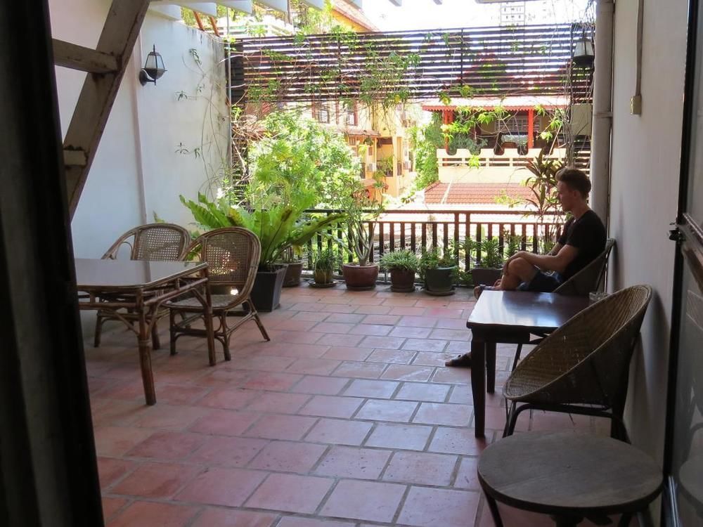 Goldie Guesthouse Phnom Penh Esterno foto