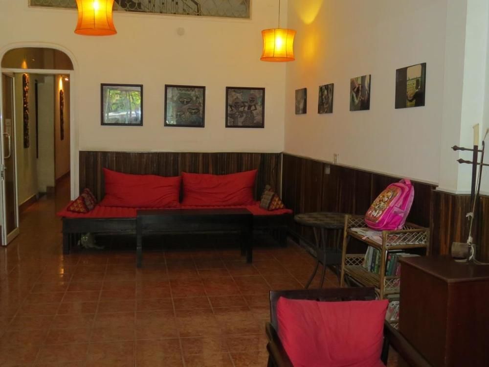Goldie Guesthouse Phnom Penh Esterno foto