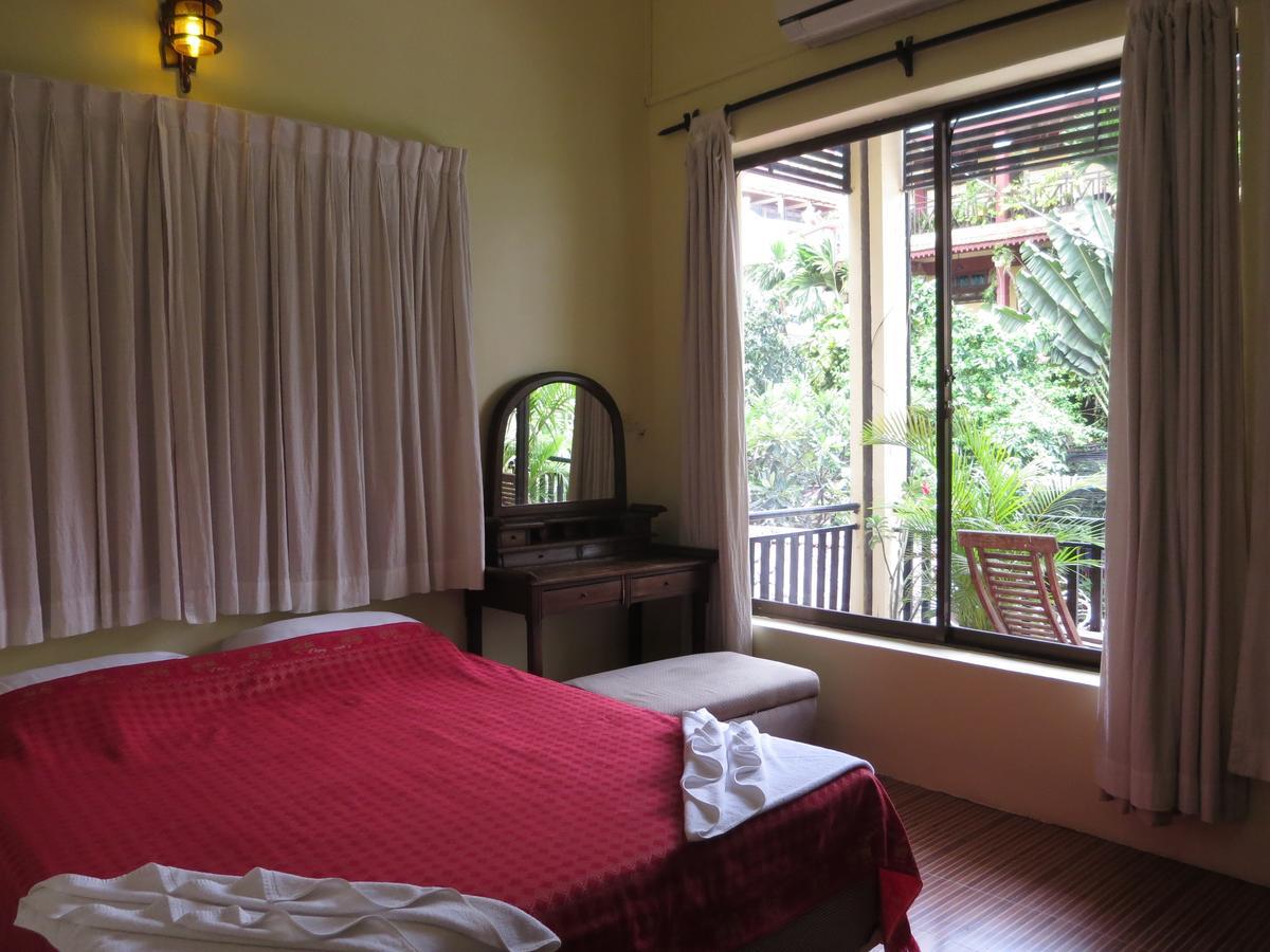 Goldie Guesthouse Phnom Penh Esterno foto