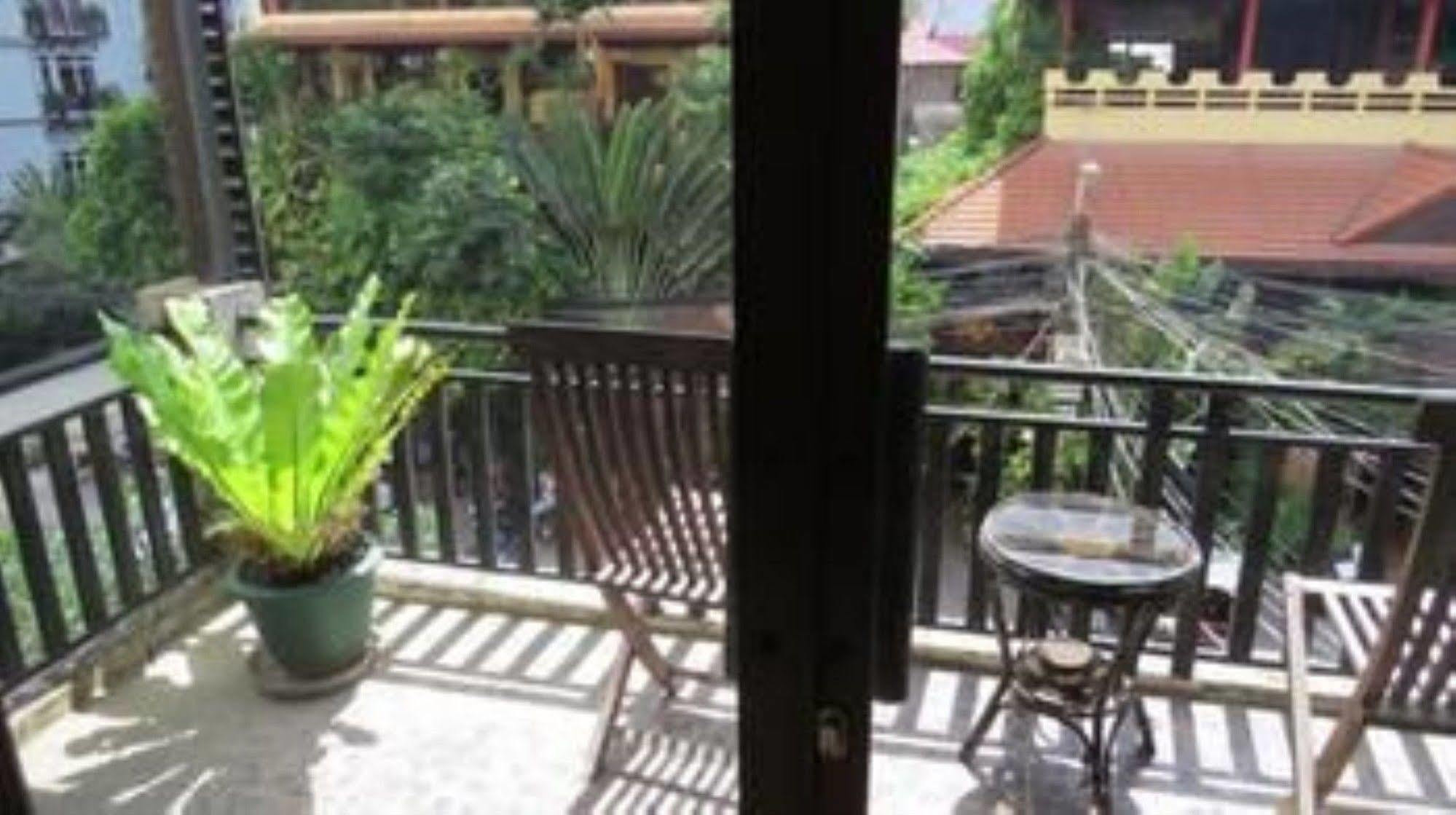 Goldie Guesthouse Phnom Penh Esterno foto